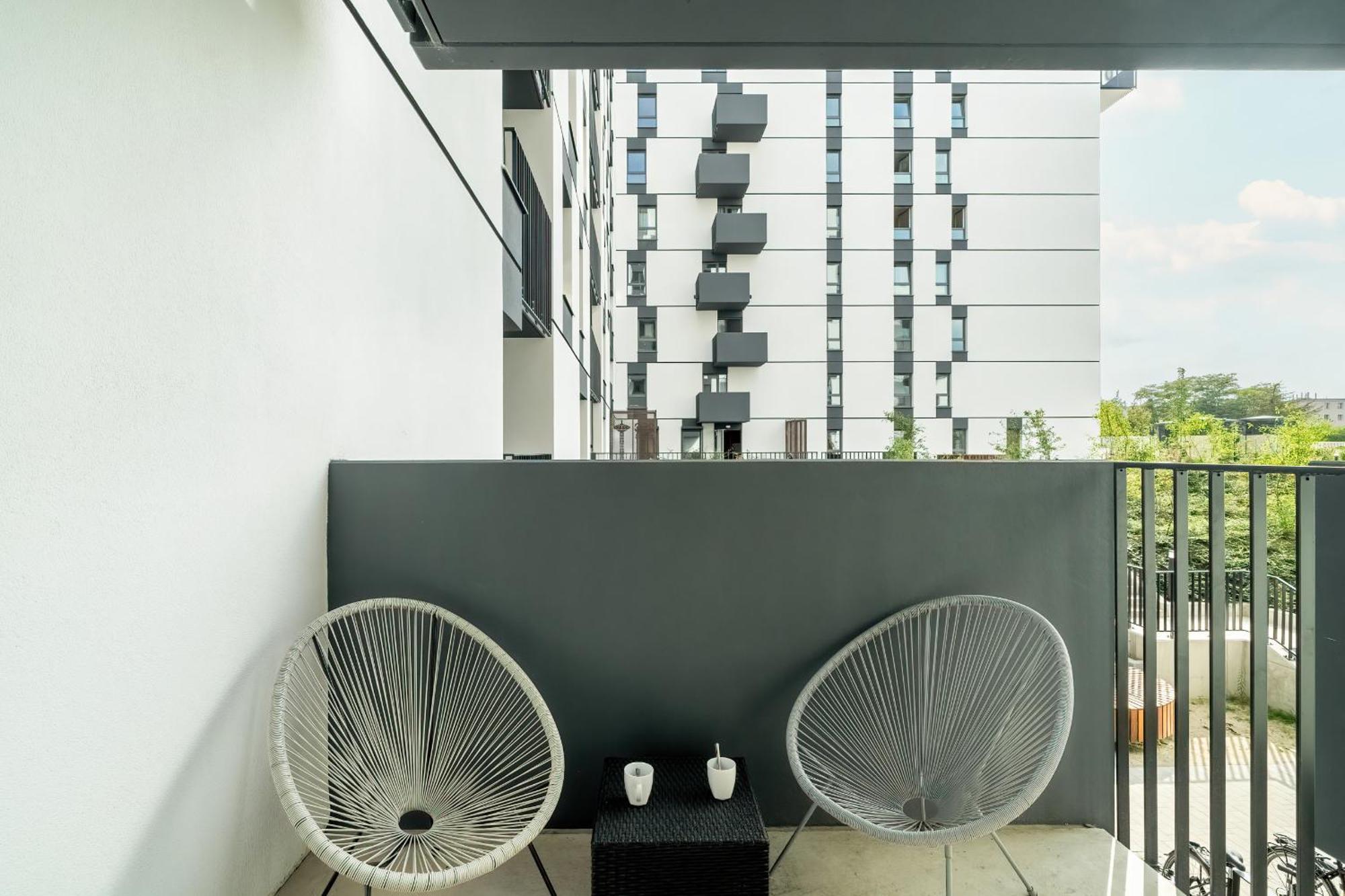 Cozy Studio With Parking In Poznan By Noclegi Renters Dış mekan fotoğraf